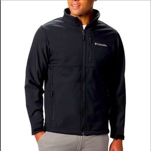 Men’s Columbia Ascender Shell Jacket. EUC